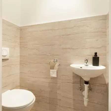 Apartment Elegant Downtown At Kiraly 39 Budapest