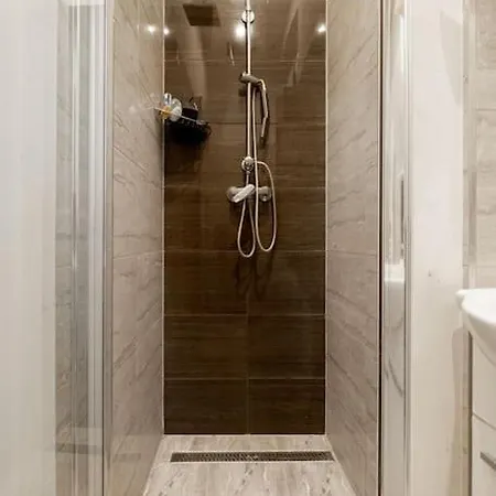 Apartment Elegant Downtown At Kiraly 39 *