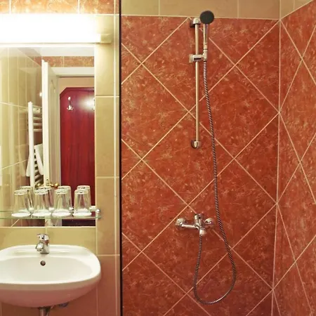 Classic Hotel 3*