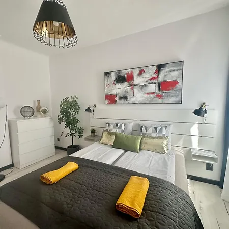Babka House #8ppl Apartment *