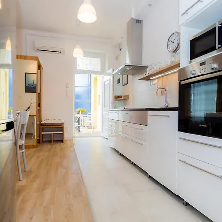 Laksa Apartment *