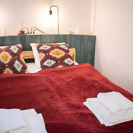 Vintage Apartment