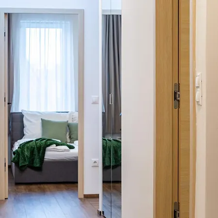 New Penthouse W Double Parking, Panoramic Balcony * Budapest