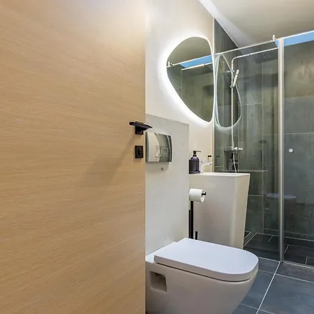 Apartment New Penthouse W Double Parking, Panoramic Balcony