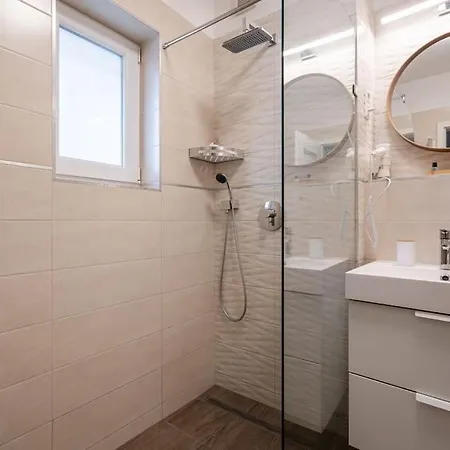 Serene Haven Apartment