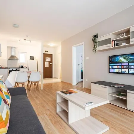 Serene Haven Apartment
