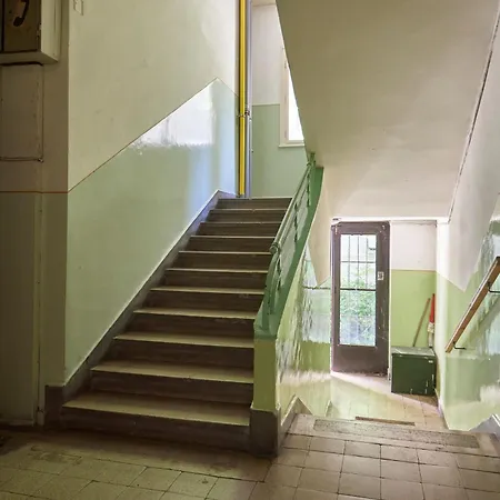 Tinodi Down Town Apartment