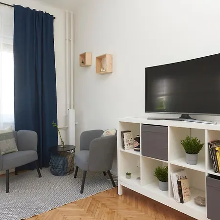 Apartment Tinodi Down Town