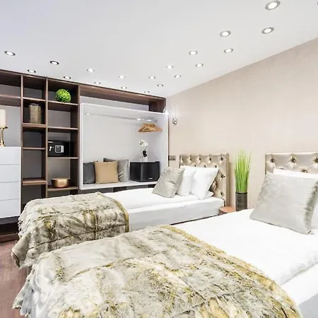 Apartment Luxurious 3-bedroom In The Center Budapest