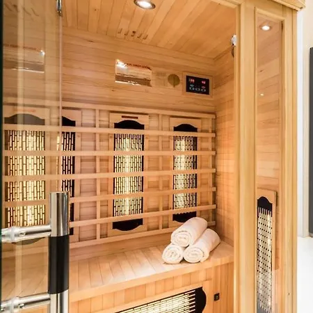 Luxurious 3-bedroom In The Center Budapest