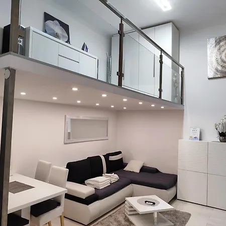 Isabella Apartment, 80m2 With Ac Lägenhet *