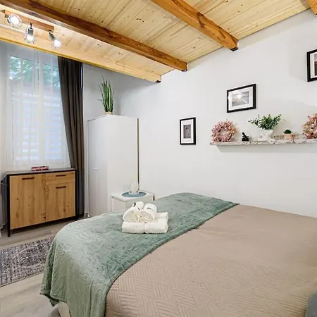 Apartment J6 Budapest
