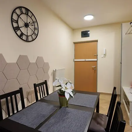 Apartment Orangehomes Garden View Friendly With Free Parking *