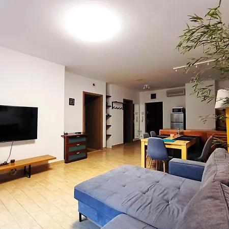 Caesar Apartman *