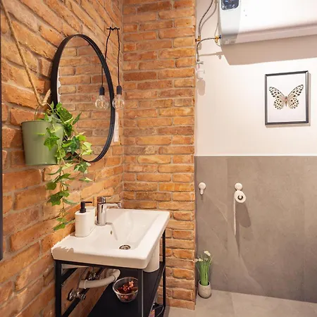 Rumbastic New - Location With Ac Budapest