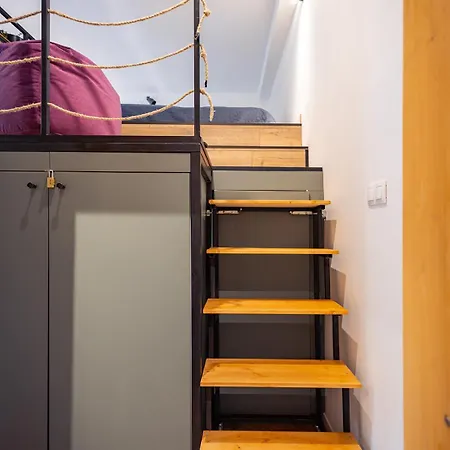 Apartment Rumbastic New - Location With Ac *