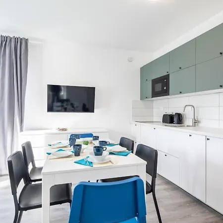 Apartment Fresh & Modern - With 2 Balconies *