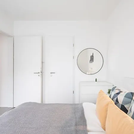 Fresh & Modern - With 2 Balconies Apartment
