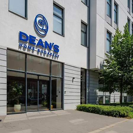 Dean's 3*