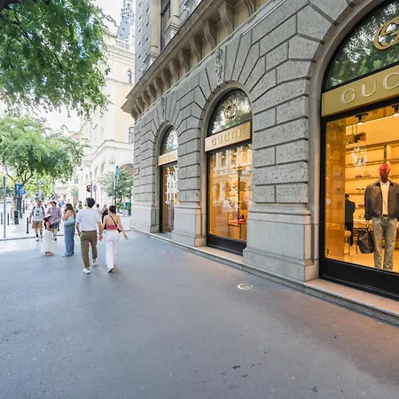 Spacious By Opera * Budapest