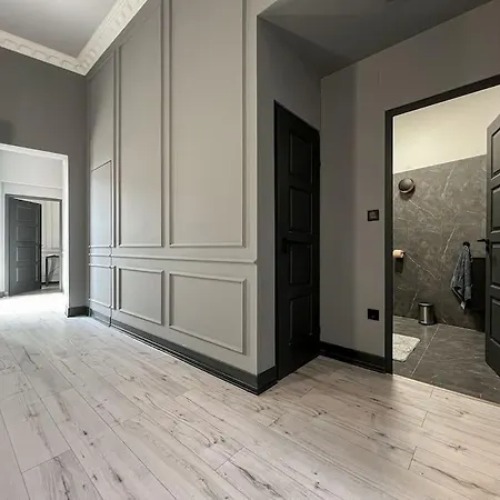 Apartment Ludovika 93 M2 Budapest