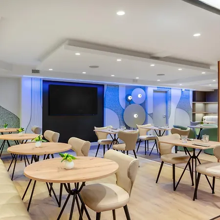 Danubius Hungaria City Center 4*