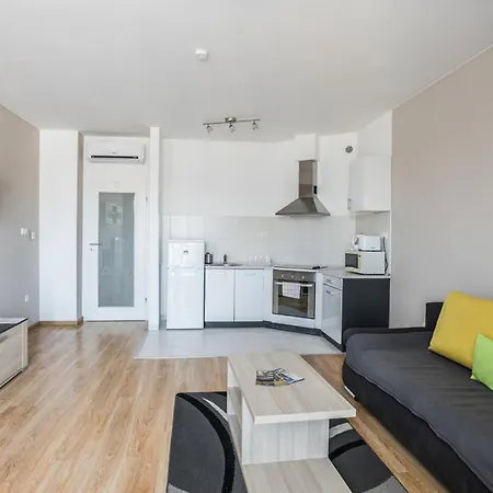 Corvin Plaza & 3* Budapest