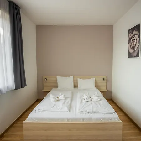 Lejlighedshotel Corvin Plaza & Budapest