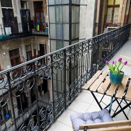 Big Time - In The Heart Of Apartment