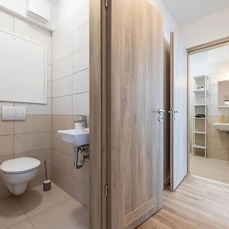 Big With Garage & Balcony & Ac & Lift *