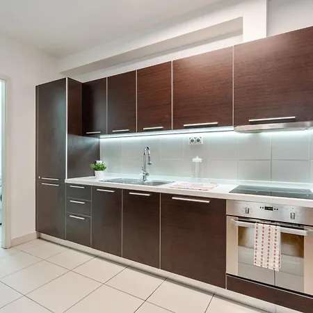 Of Serenity - 2 Bdr, Free Parking And Terrace Apartmán *
