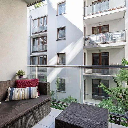Of Serenity - 2 Bdr, Free Parking And Terrace Apartmán *