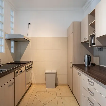 Whistle Living * Budapest
