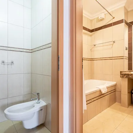 Whistle Living Apartment *