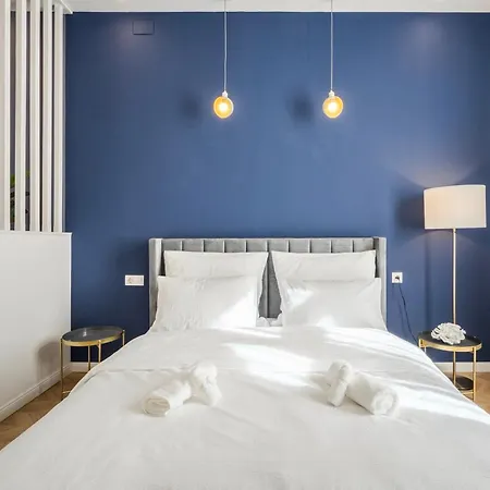 D58 - Grand Boulevard Royal - Location By Bqa Apartment