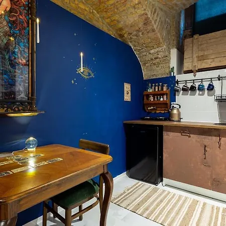 Apartment Harry Potter Themed Central Underground Budapest