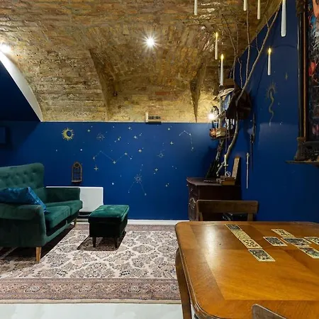 Apartment Harry Potter Themed Central Underground