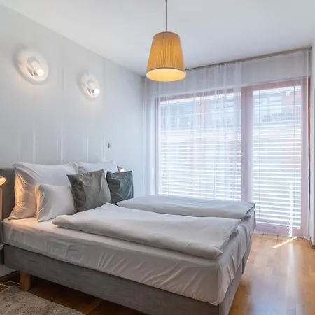 Apartment Swu Opera *