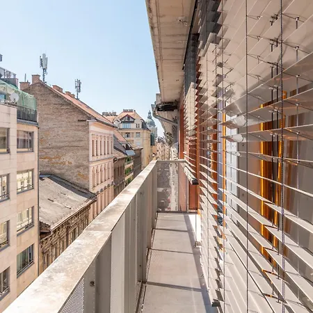 Swu Opera Apartment Budapest