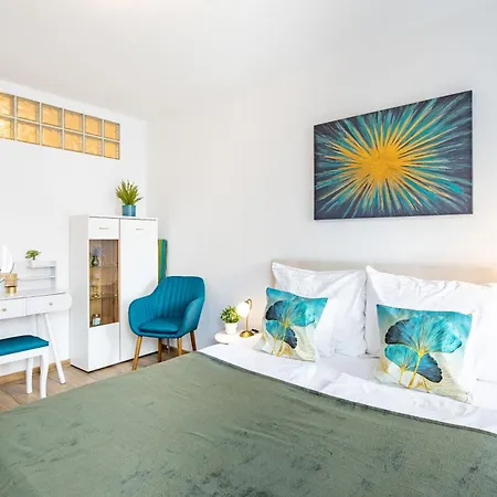 Apartment Cozy - - Easy *