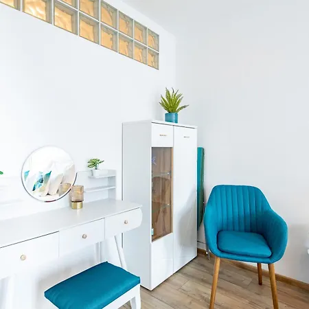 Cozy - - Easy Apartment *