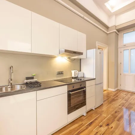 Apartment Charming & Cozy Central By Prestige Homes