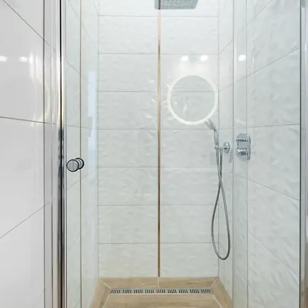 - Cute And Comfy Apartment Budapest