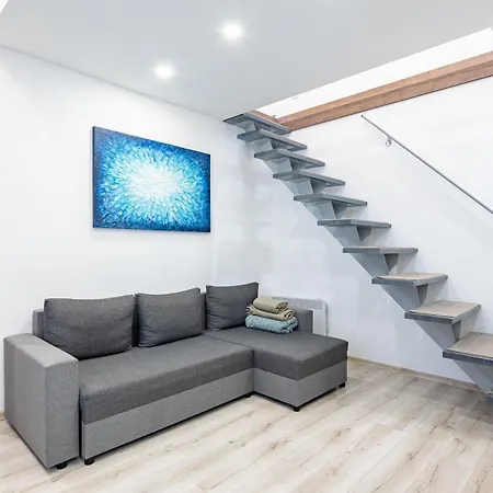 Ultra - Quiet Sleep Apartment