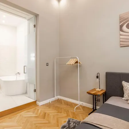 Charming & Cozy Central By Prestige Homes