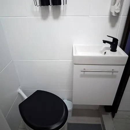 Mini Industrial Apartment *