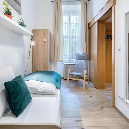Ultra Central - New - Comfy Apartment