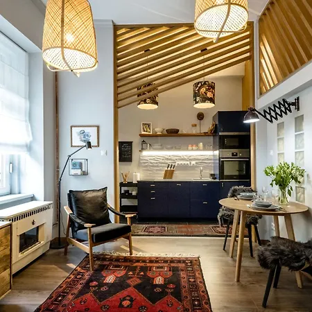 Warm And Cozy Hideaway In The Heart Of The Apartment Budapest