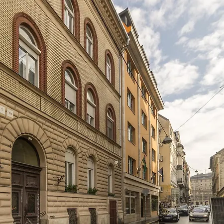 Exlcusive & Located By Prestige Homes * Budapest