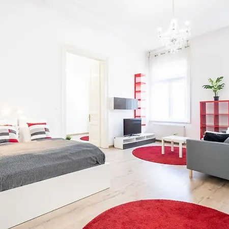 Apartmán Bright & Large At Location